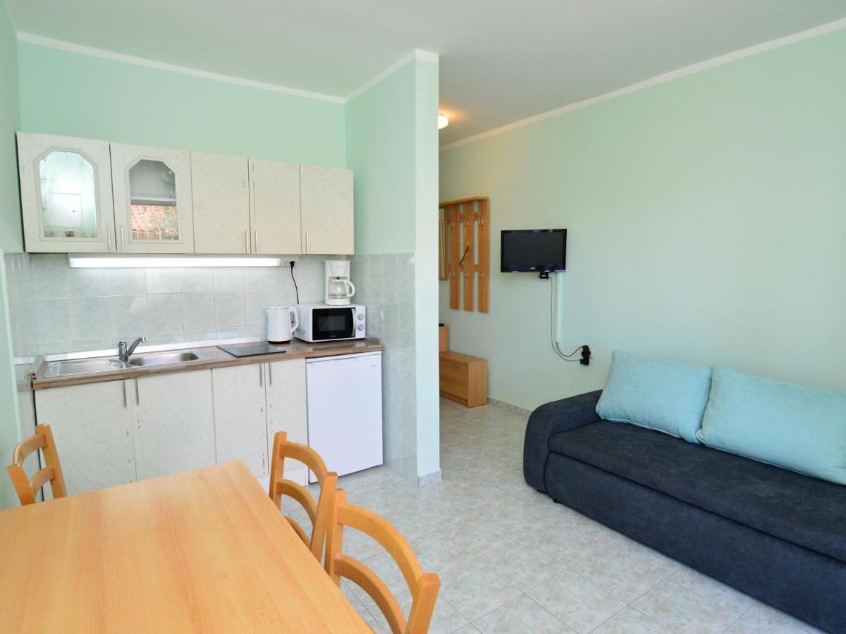 Apartment Katarina 3 - Sib156 By Interhome Brodarica  Eksteriør billede